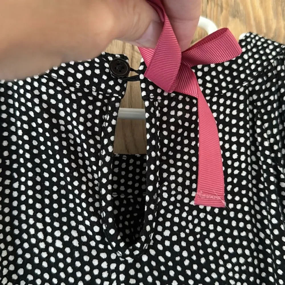 Hanna Andersson Girls Black Polka Dot Dress with Pink Ribbon Trim And Bow Size 4